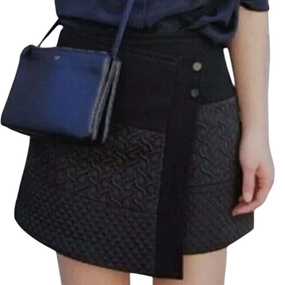 CABI Women’s Black Textured Swathe Wrap Skirt Size Small Style #926